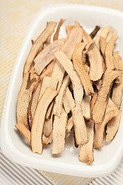 《优米雅的炼金工坊~追忆之炼金术士与幻创之地》公布 3月21日发售